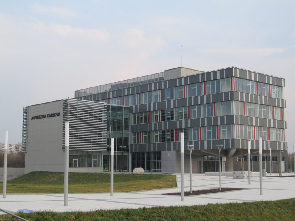 Medizinstudium Hradec Králové: Dein Medizinstudium in Prag