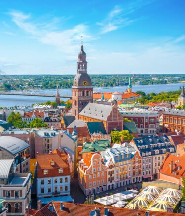 Über den Dächern der größten Stadt des Baltikums