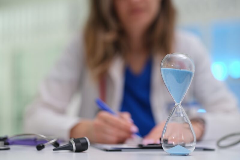 Medizinstudium Dauer-Mit so viel Zeit musst du rechnen.